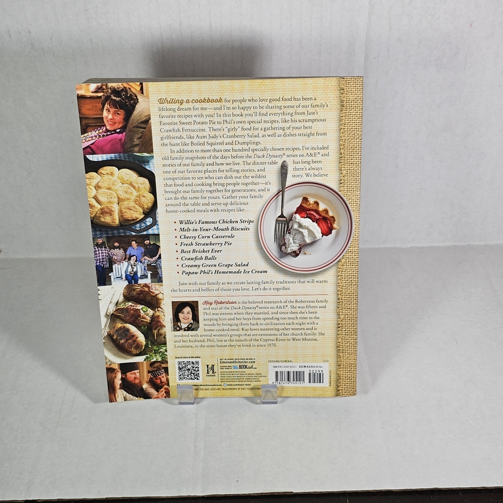 Miss Kay's Duck Commander Kitchen Cookbook - Red and Cream Cover - Picture 2 of 3